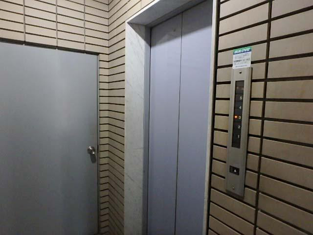 ホール③