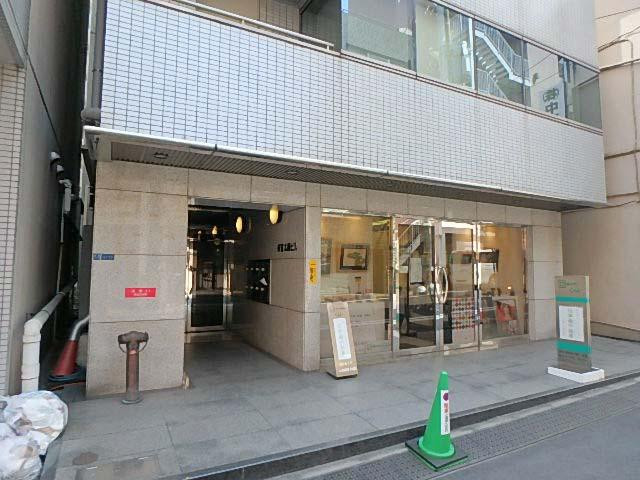 エントランス①