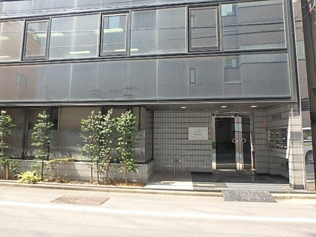 アルファ新富ビルエントランス①