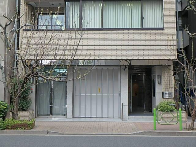 松永新富ビルエントランス①