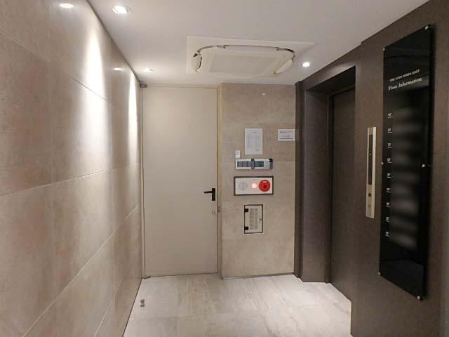 ＋ＳＨＩＦＴ　ＧＩＮＺＡ　ＥＡＳＴホール②