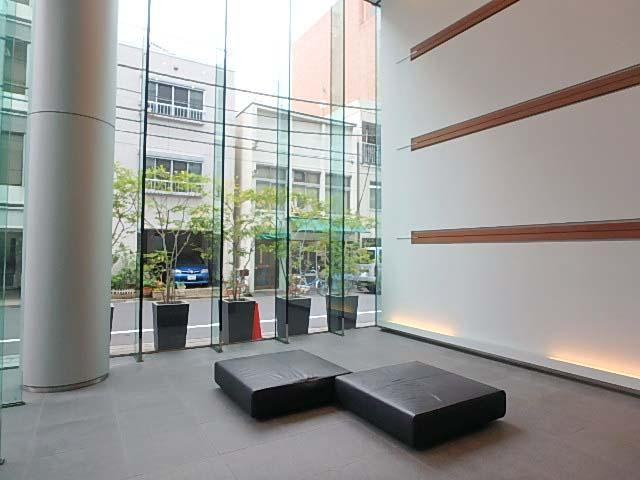 いちご八丁堀ビルホール①