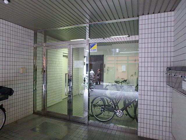 東銀座ビルエントランス②