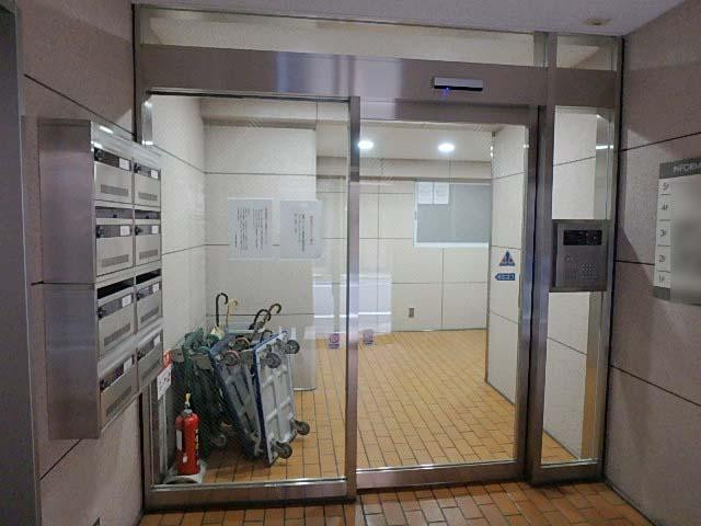 築地サンショウビルエントランス③