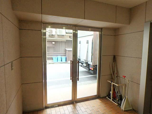 築地サンショウビルホール①