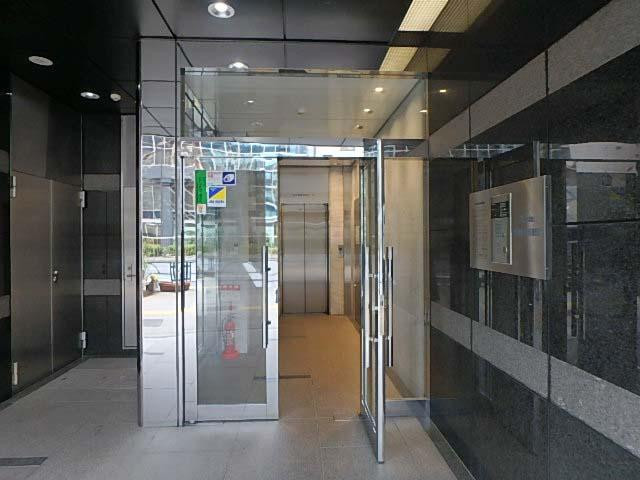 Ｓｈｉｎｔｏ　ＧＩＮＺＡ　ＥＡＳＴビルエントランス③