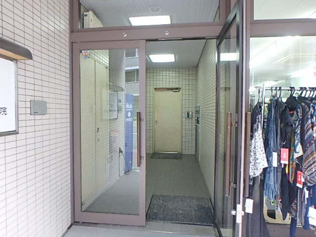 東日本橋佐藤ビルエントランス②