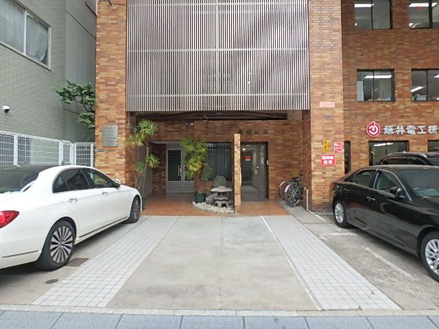 長坂東日本橋ビルエントランス①