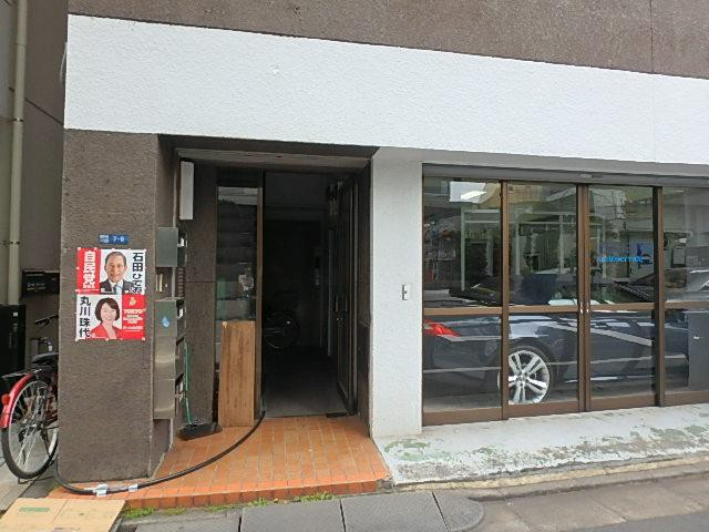 トーヨービルエントランス①