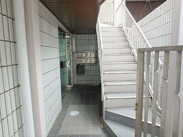 クリエイトビルエントランス②