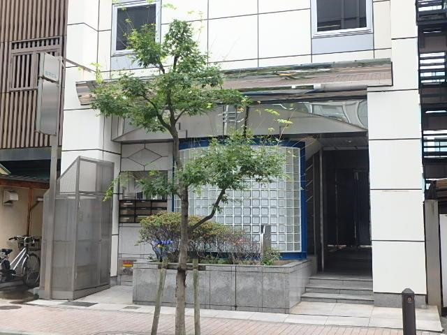 松木ビルエントランス①