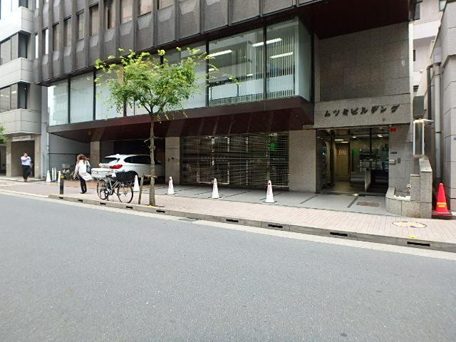 高島屋ＴＨビル北館エントランス①