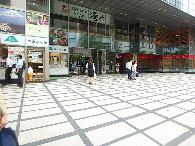 日本橋プラザビルエントランス①