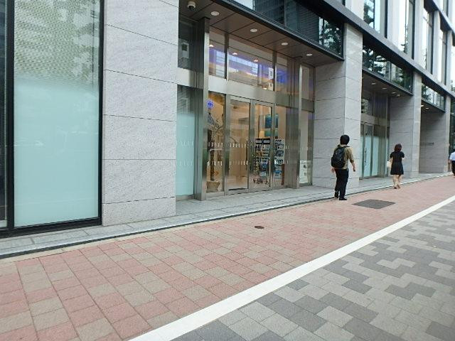 フロントプレイス日本橋エントランス①