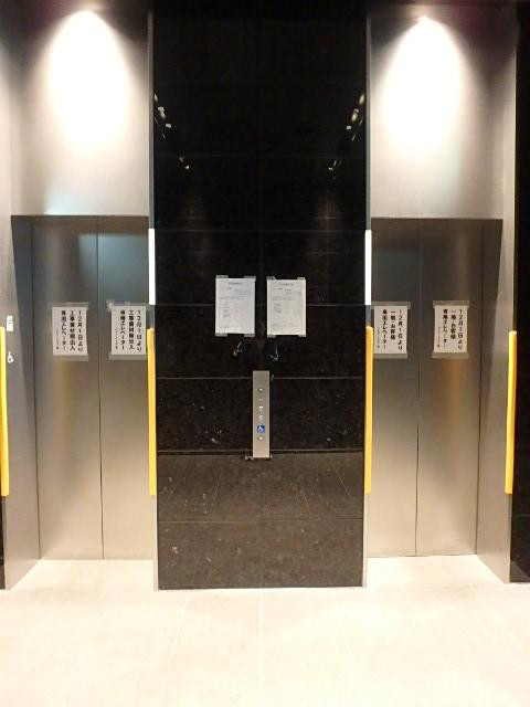 ホール③