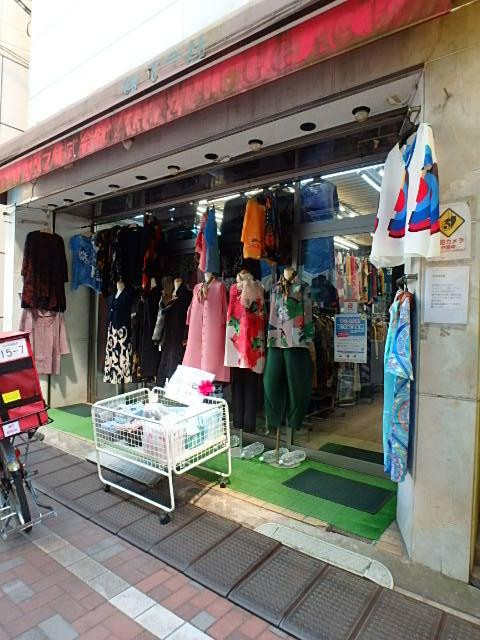 丸富ビルエントランス①