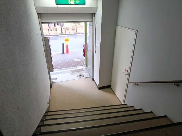 森本ビルホール②
