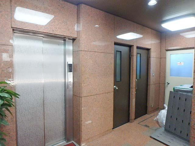 兜町サイトウビルホール②
