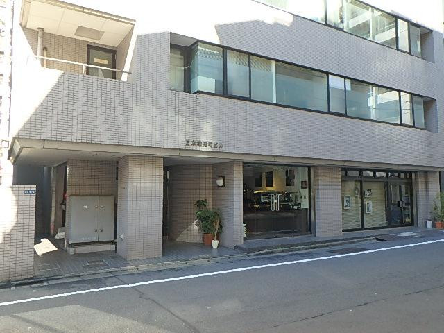 シーラックグループ日本橋兜町ビルエントランス①