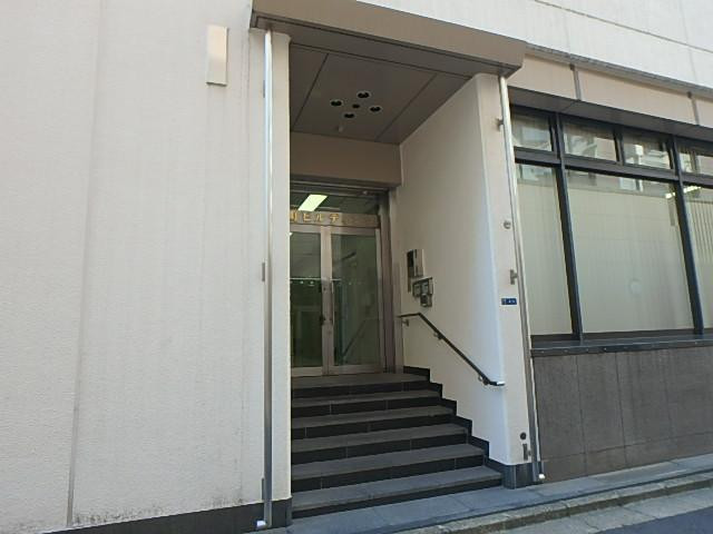 エントランス①