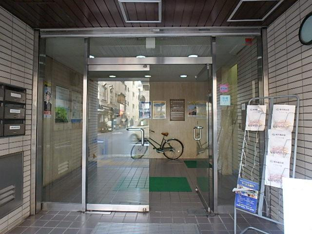 大成ビルエントランス②