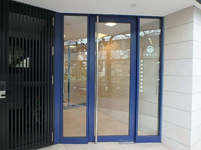 大和屋ビルエントランス②