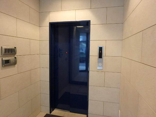 大和屋ビルホール①