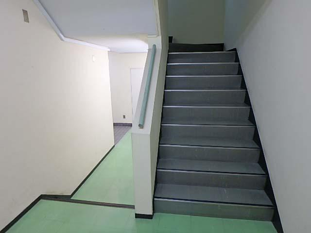 日原ビルホール④