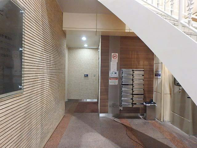 日宝茅場町ビルエントランス③