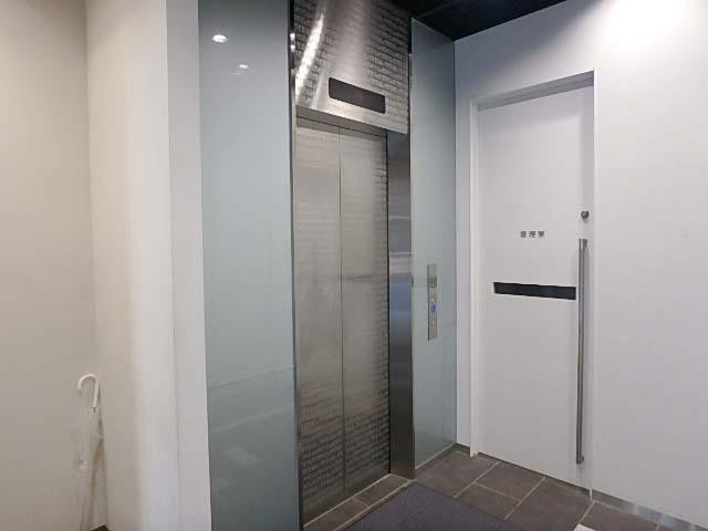 東石ビルホール②