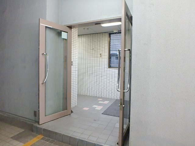 エントランス②