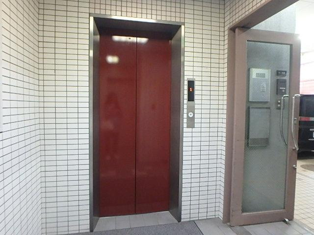 ホール②