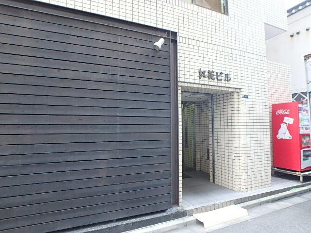 紅花ビルエントランス①