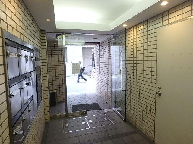 紅花ビルホール③