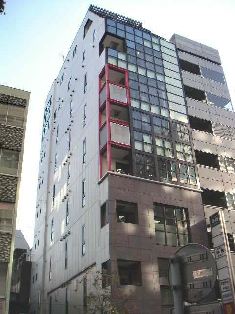 室一ビル外観①(メイン)