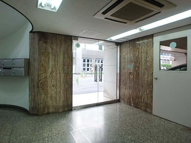 ホール③