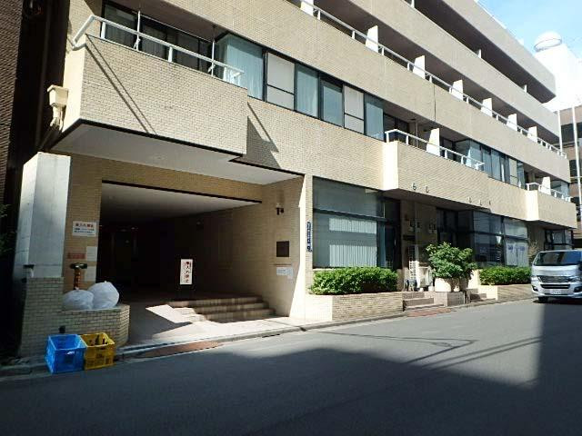 エントランス①
