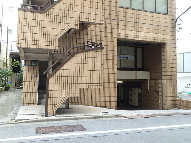 エンドービルエントランス①