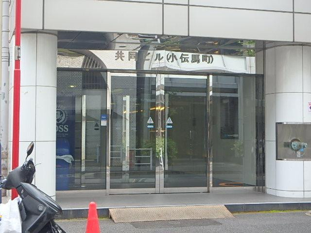 共同ビル（小伝馬町）エントランス②