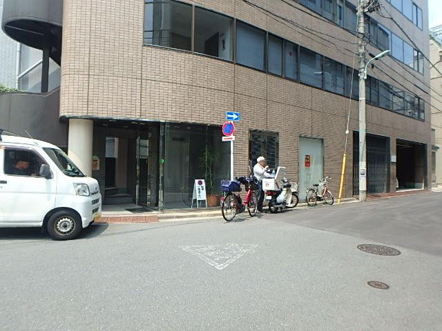 エントランス①