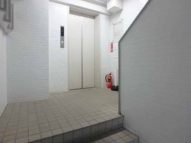 Ｗ２　ＫＯＤＥＮＭＡＣＨＯホール①