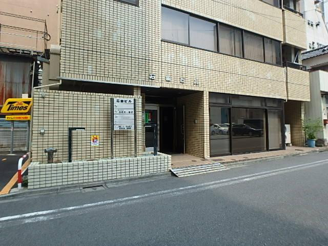 エントランス①