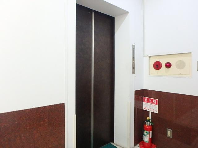 ホール②