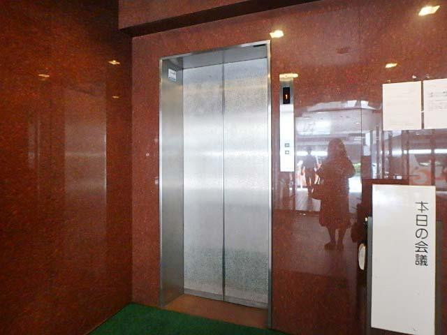 ホール②