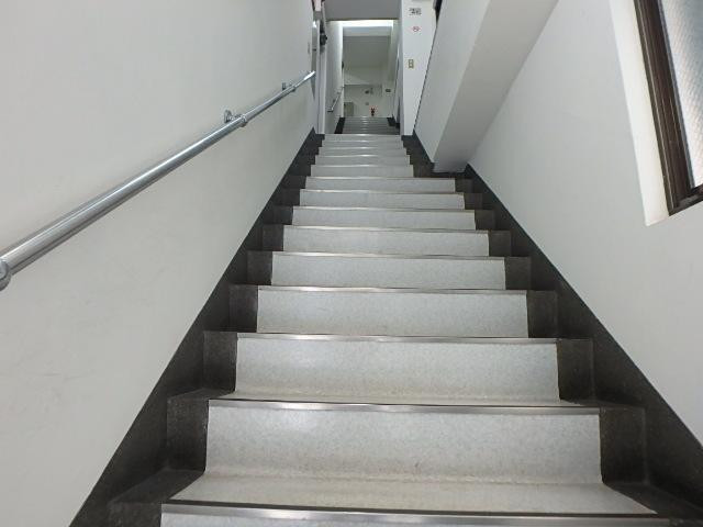 東事協ビルホール①