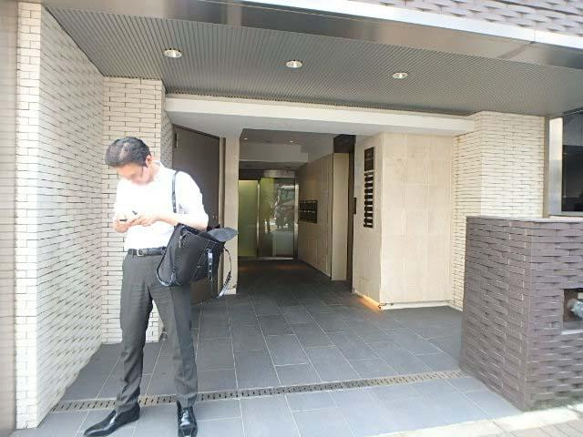 エントランス①
