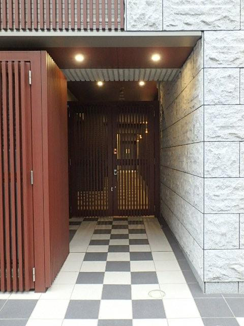 エントランス②