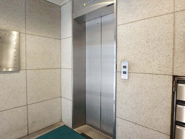 三原堂本店ビルホール①