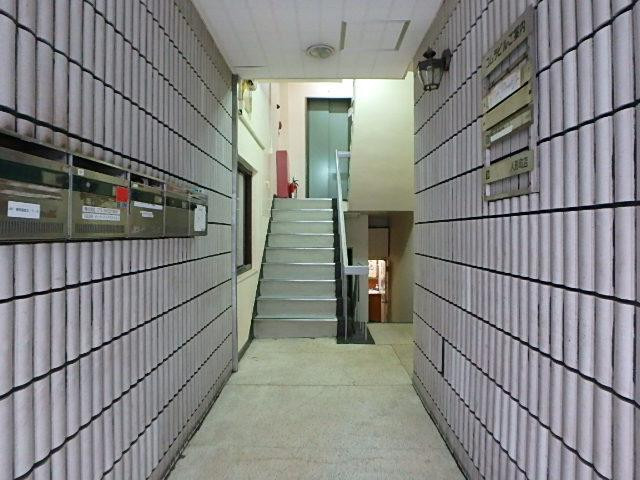 小村ビルホール①