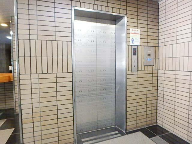 人形町ＷＩＮＧビルホール②